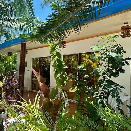 Blue Water Thoddoo Inn Экстерьер фото