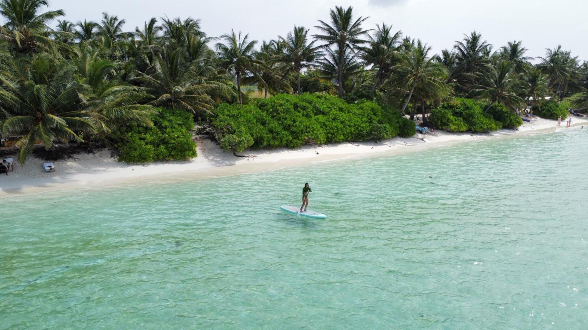 Blue Water Thoddoo Inn Номер фото